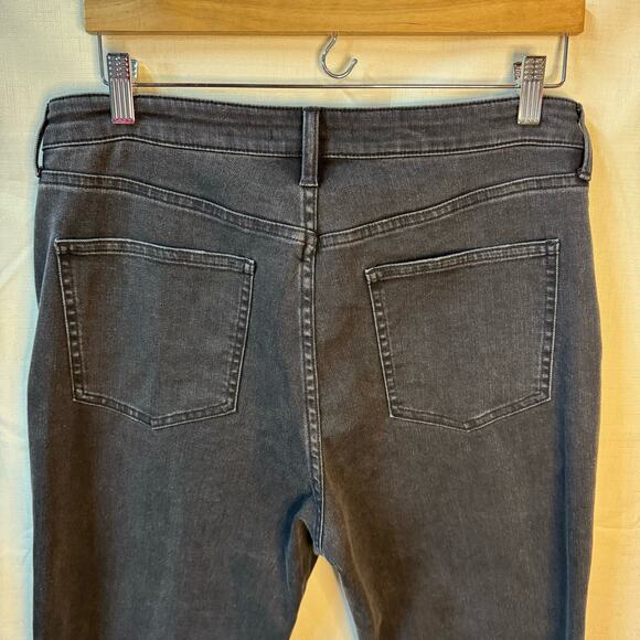 UNIQLO Skinny Jeans Size 32 Black Flared Denim High Rise Distressed Grunge‎ Goth - Picture 6 of 11